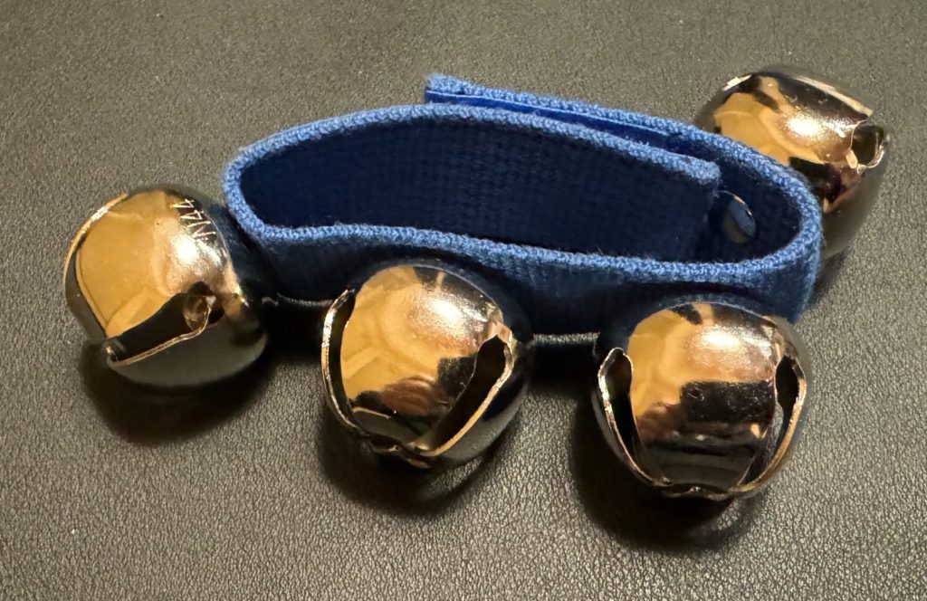 Figure 27.10: Taiwanese wrist bells