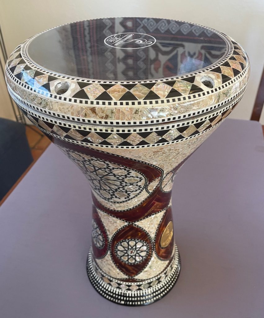 Figure 19.6: A darbuka/dumbek