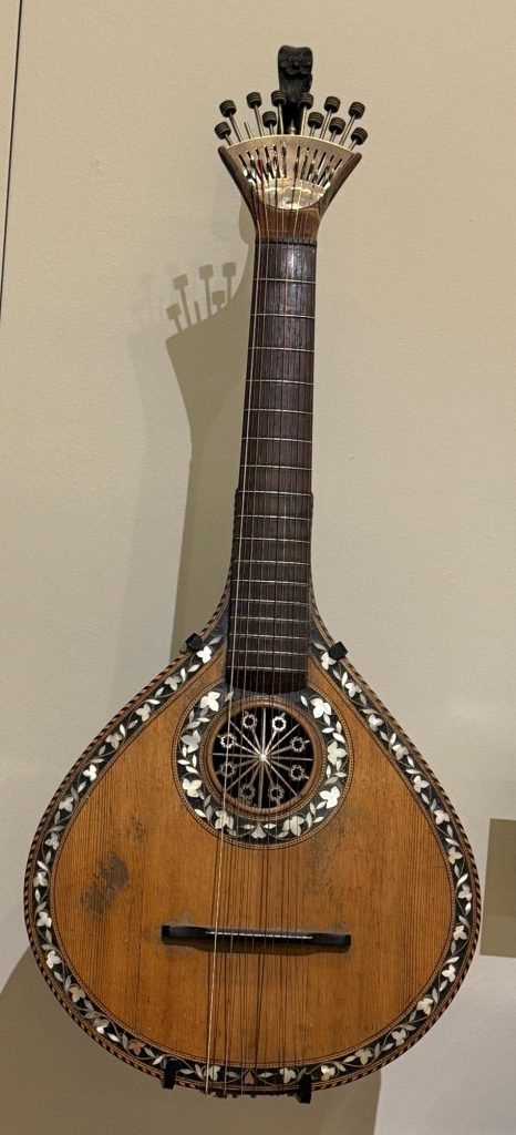 Pear shaped Portuguese Guitar
