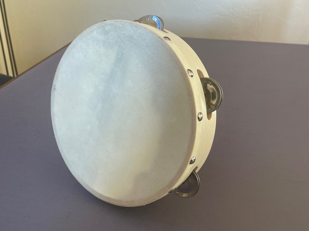 Figure 27.1: A tambourine